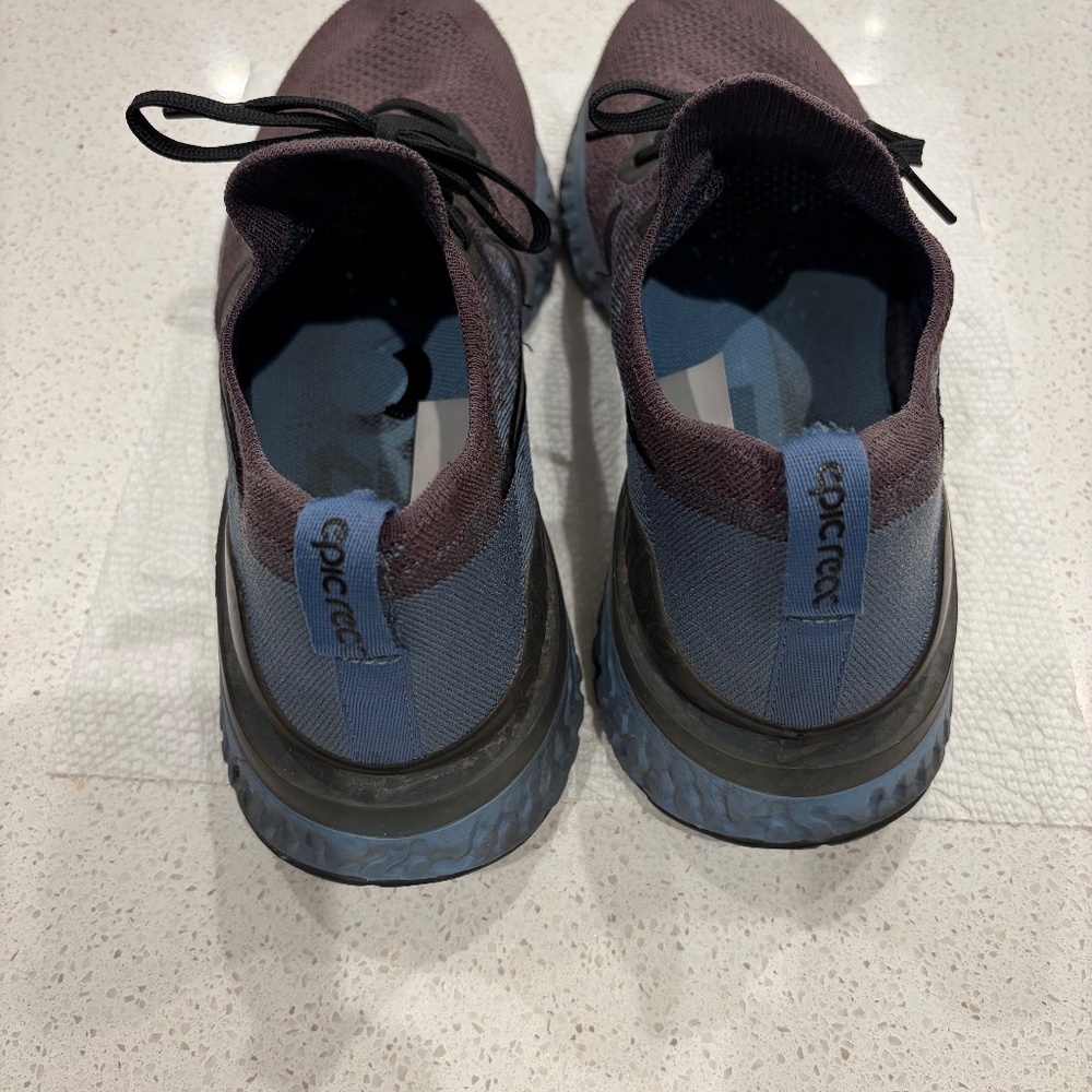 Nike Men’s Blue Epic React Flyknit Sneakers - Picture 3 of 5